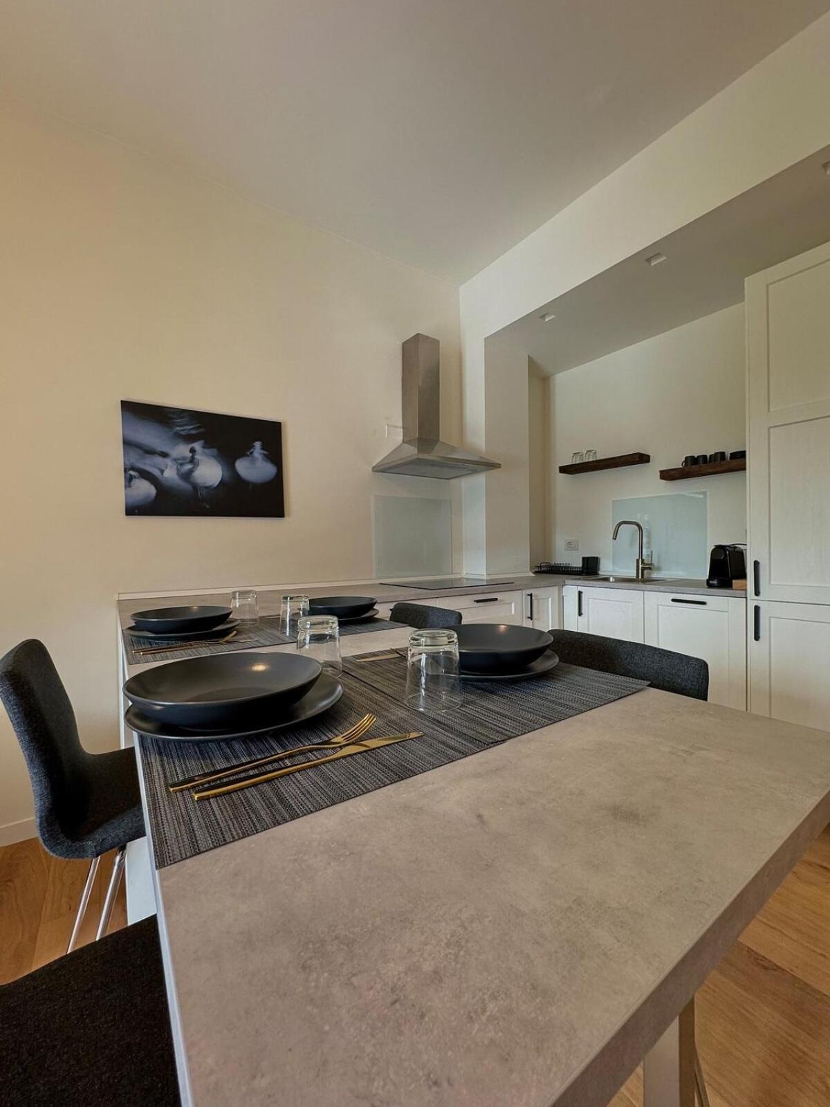 Apartment - - Life - Mailand