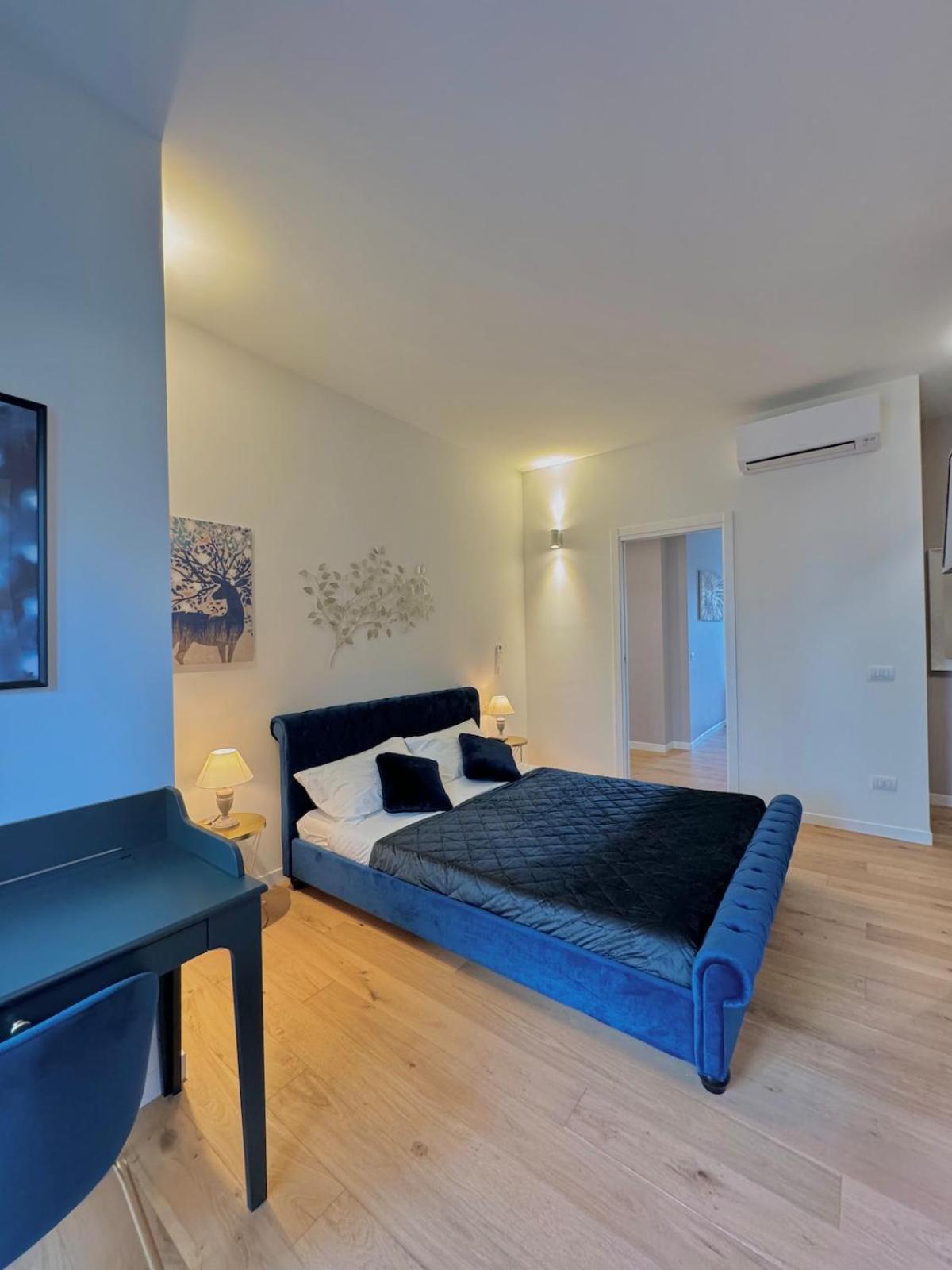 - - Life - Apartment