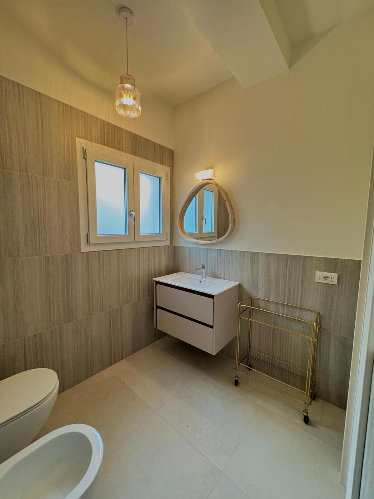 Apartment - - Life - *