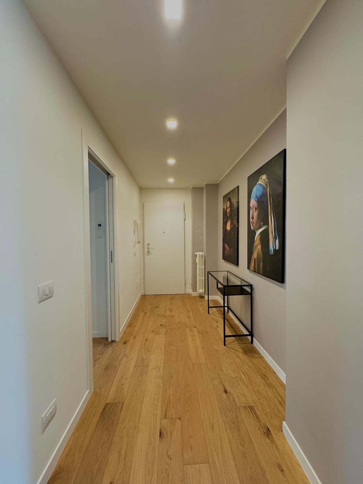 Apartment - - Life - Mailand