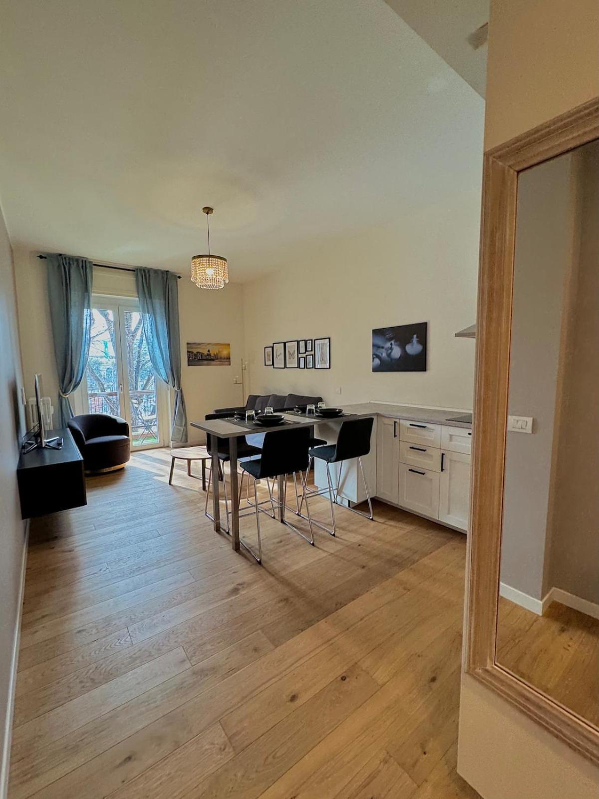 - - Life - Apartment