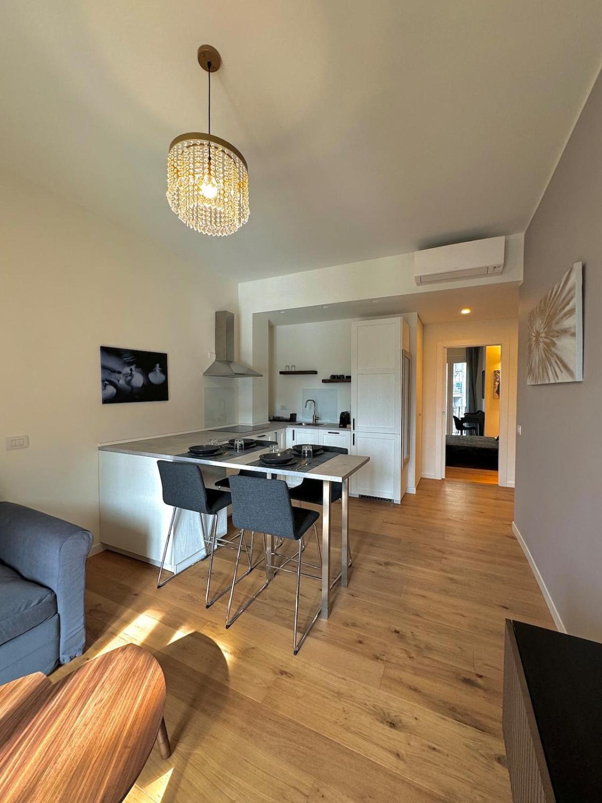 Apartment - - Life - Milan